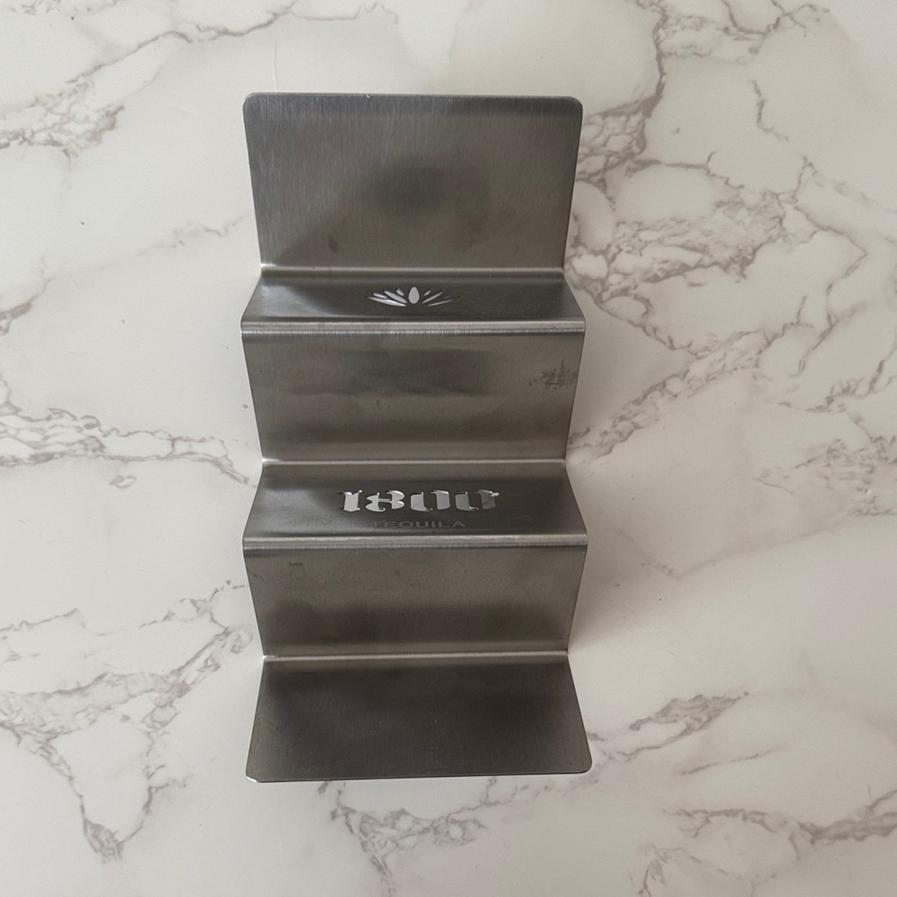 Zigzag Stainless Steel Taco Holder 1800